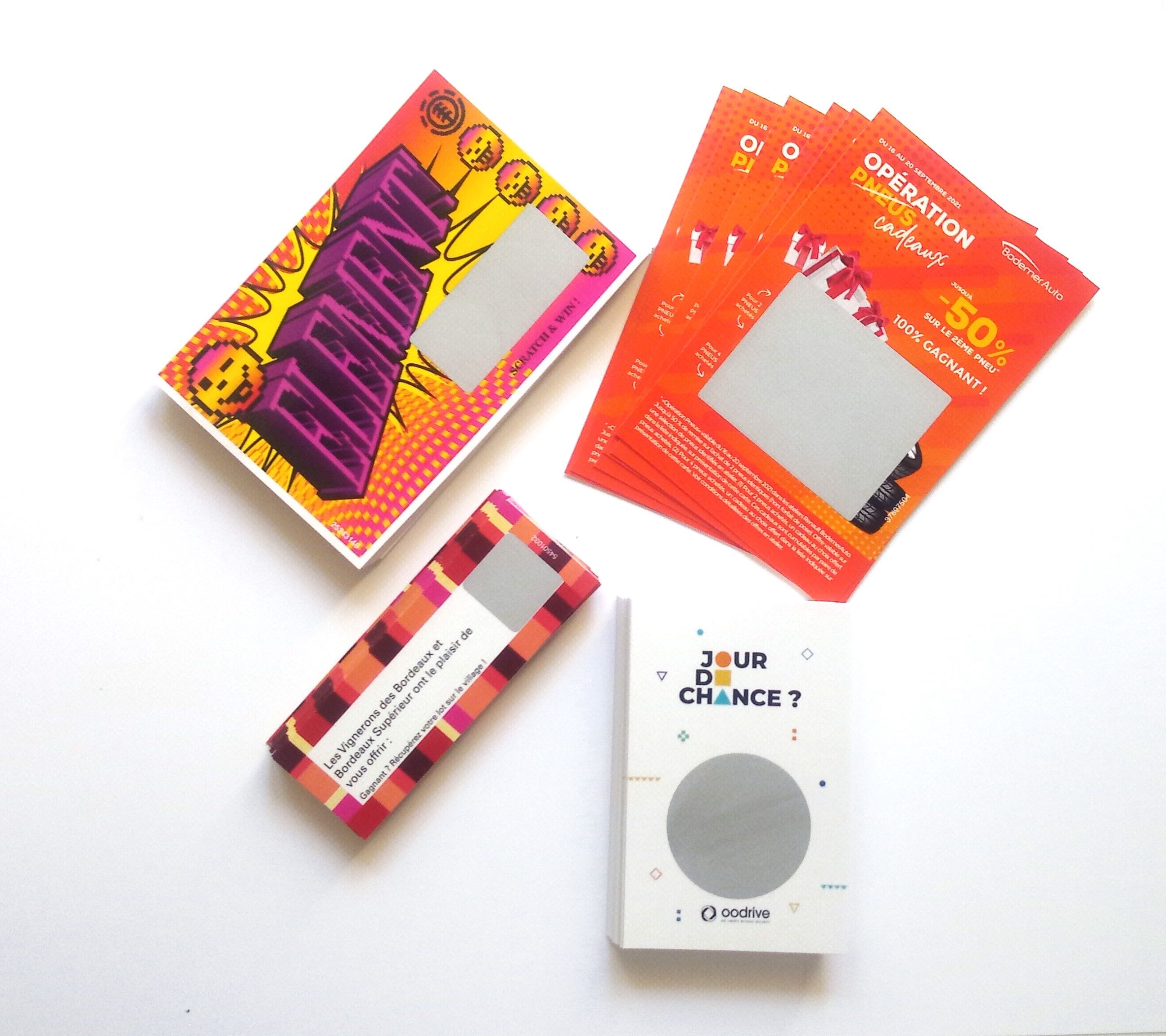 Las jornadas de puertas abiertas son una excelente manera para que un comercio se dé a conocer, especialmente para un club deportivo. A menudo organizadas al comienzo del año escolar o hacia el final de las vacaciones de verano, permiten al club destacar las clases de deporte o las máquinas de las que dispone para reclutar nuevos miembros. Para aumentar sus posibilidades y atraer a un máximo de personas, ¿por qué no usar un soporte original como la tarjeta para rascar personalizada? Las jornadas de puertas abiertas son una excelente manera para que un comercio se dé a conocer, especialmente para un club deportivo. A menudo organizadas al comienzo del año escolar o hacia el final de las vacaciones de verano, permiten al club destacar las clases de deporte o las máquinas de las que dispone para reclutar nuevos miembros. Para aumentar sus posibilidades y atraer a un máximo de personas, ¿por qué no usar un soporte original como la tarjeta para rascar personalizada?