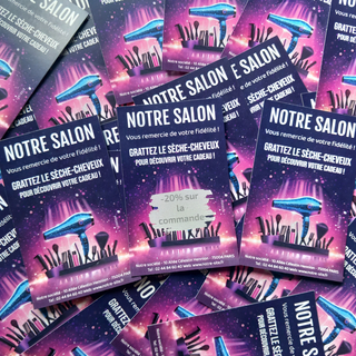 Las tarjetas rasca y gana centradas en el bienestar pueden ser utilizadas por <strong>salones de peluquería</strong> y <strong>belleza</strong>, <strong>spas</strong>, <strong>centros de remise en forme</strong>, <strong>consultorios de medicina alternativa</strong>, <strong>terapeutas</strong>, y <strong>centros de bienestar</strong>. Pueden ser utilizadas para promover ofertas especiales, descuentos y servicios gratuitos, o para estimular el compromiso de los clientes invitándolos a rascar y ganar productos o sesiones. Pueden agregar un toque de diversión y sorpresa a la promoción de servicios de bienestar y ayudar a fidelizar a la clientela. Las tarjetas rasca y gana centradas en el bienestar pueden ser utilizadas por <strong>salones de peluquería</strong> y <strong>belleza</strong>, <strong>spas</strong>, <strong>centros de remise en forme</strong>, <strong>consultorios de medicina alternativa</strong>, <strong>terapeutas</strong>, y <strong>centros de bienestar</strong>. Pueden ser utilizadas para promover ofertas especiales, descuentos y servicios gratuitos, o para estimular el compromiso de los clientes invitándolos a rascar y ganar productos o sesiones. Pueden agregar un toque de diversión y sorpresa a la promoción de servicios de bienestar y ayudar a fidelizar a la clientela.